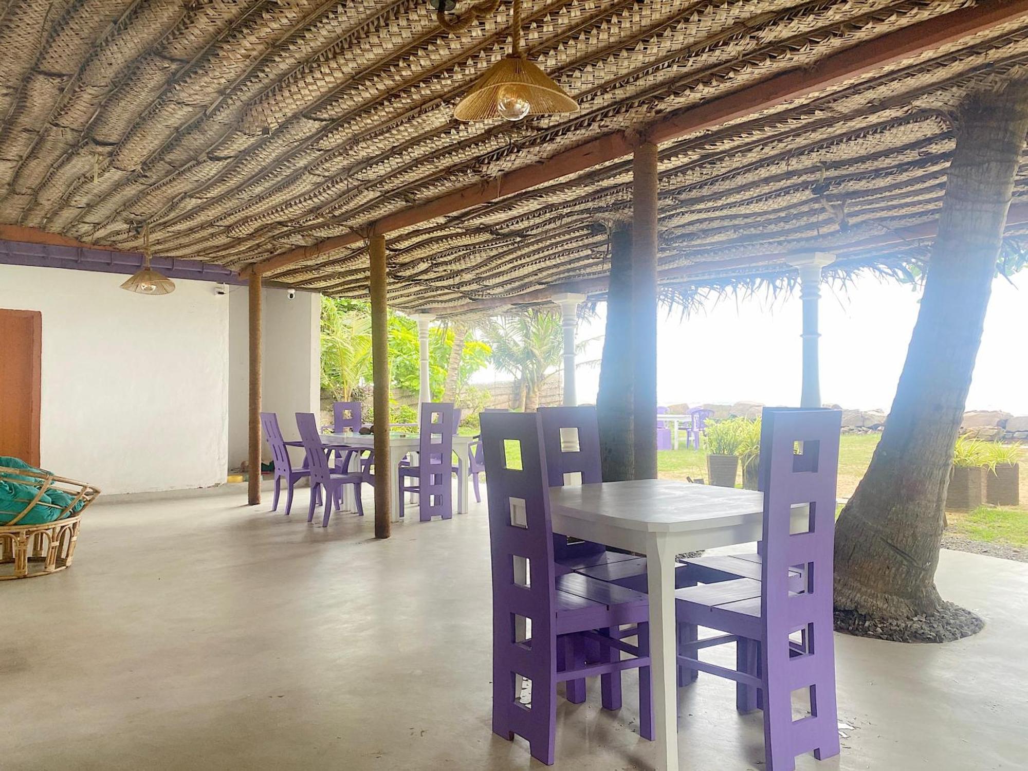 Together Beach House Midigama Exterior photo